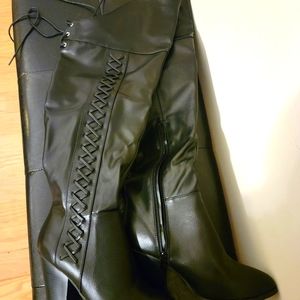 Ladies Boots